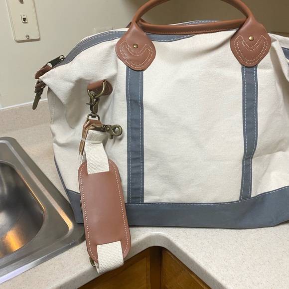 C B Weekender - Picture 5 of 5